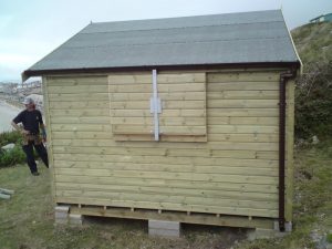 14ft x 11ft Customised Beach Hut 13JPG-min