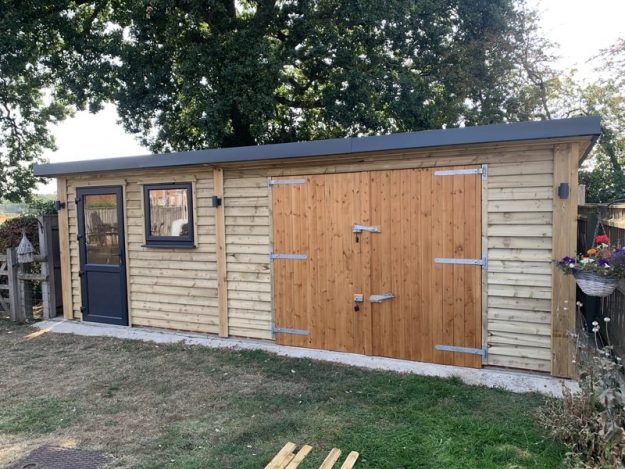 Timber Garage Hampshire