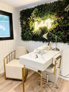 Garden Room for Businees Use 3